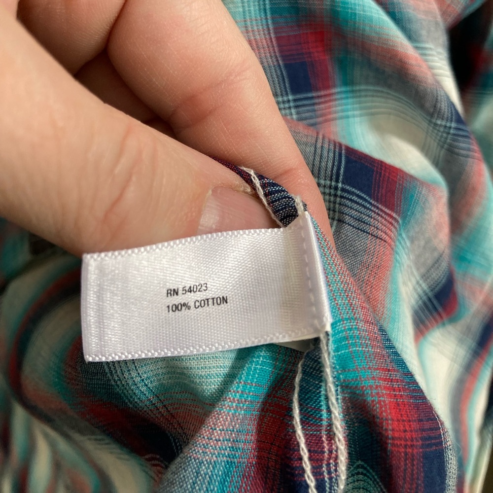 🫐3/$40🫐 NWT GAP Plaid, long-sleeve, 100% lightweight cotton shirt - Picture 9 of 17